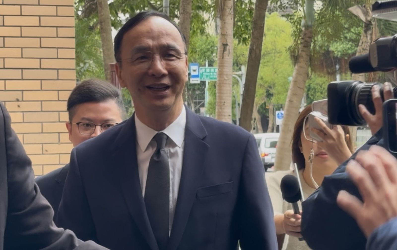 聲援黃呂錦茹涉犯《集遊法》 北檢傳喚朱立倫、楊智伃到案