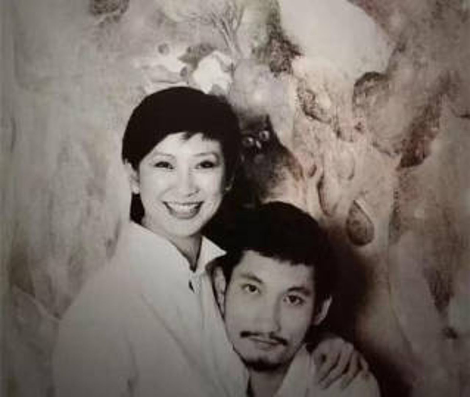 施南生與徐克相戀18年才結婚,18年後兩人離婚仍是工作戰友。翻攝微博@午後狂睡