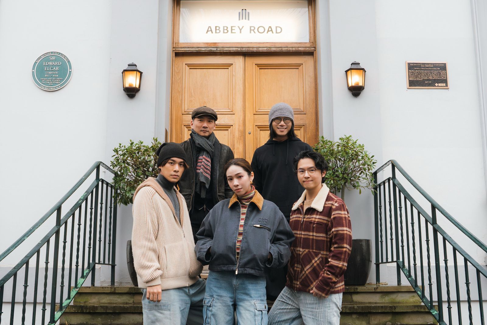 告五人聯手五月天邊錄邊玩　犬青使出「秘密武器」重現台灣味