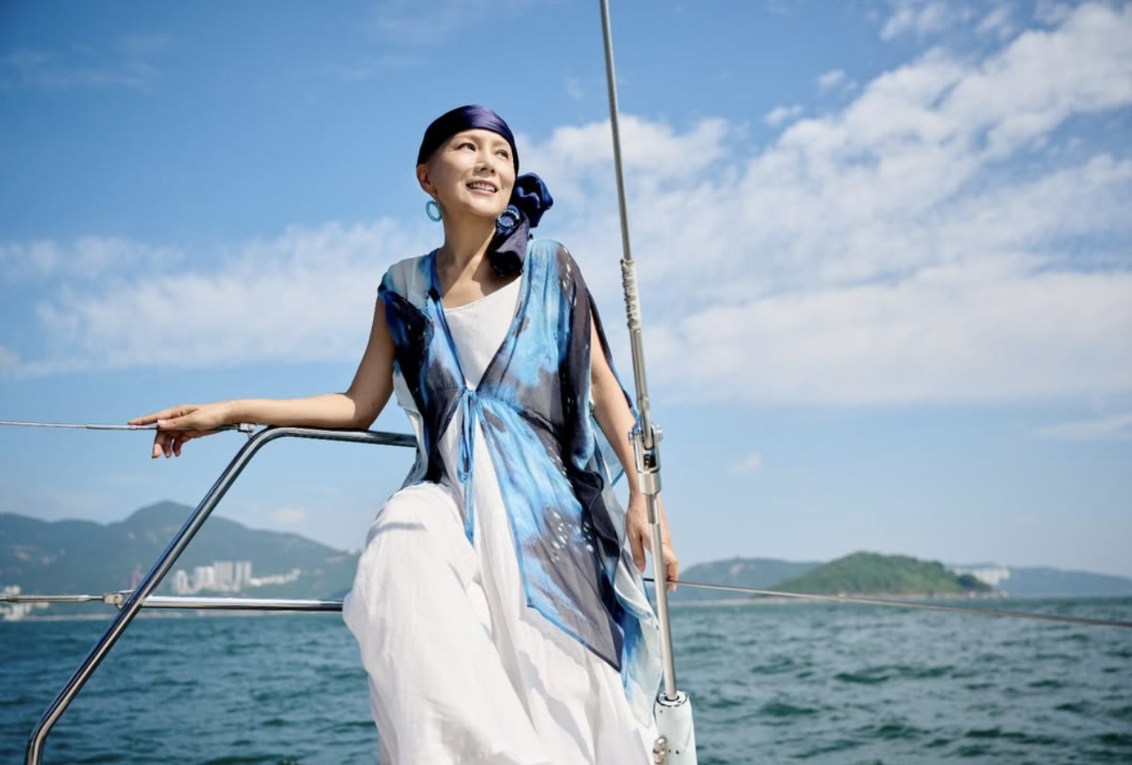 51歲女星乳癌擴散全身...纏鬥病魔多年離世 親友宣布舉行守靈彌撒!義賣遺作全數捐款愛留人間