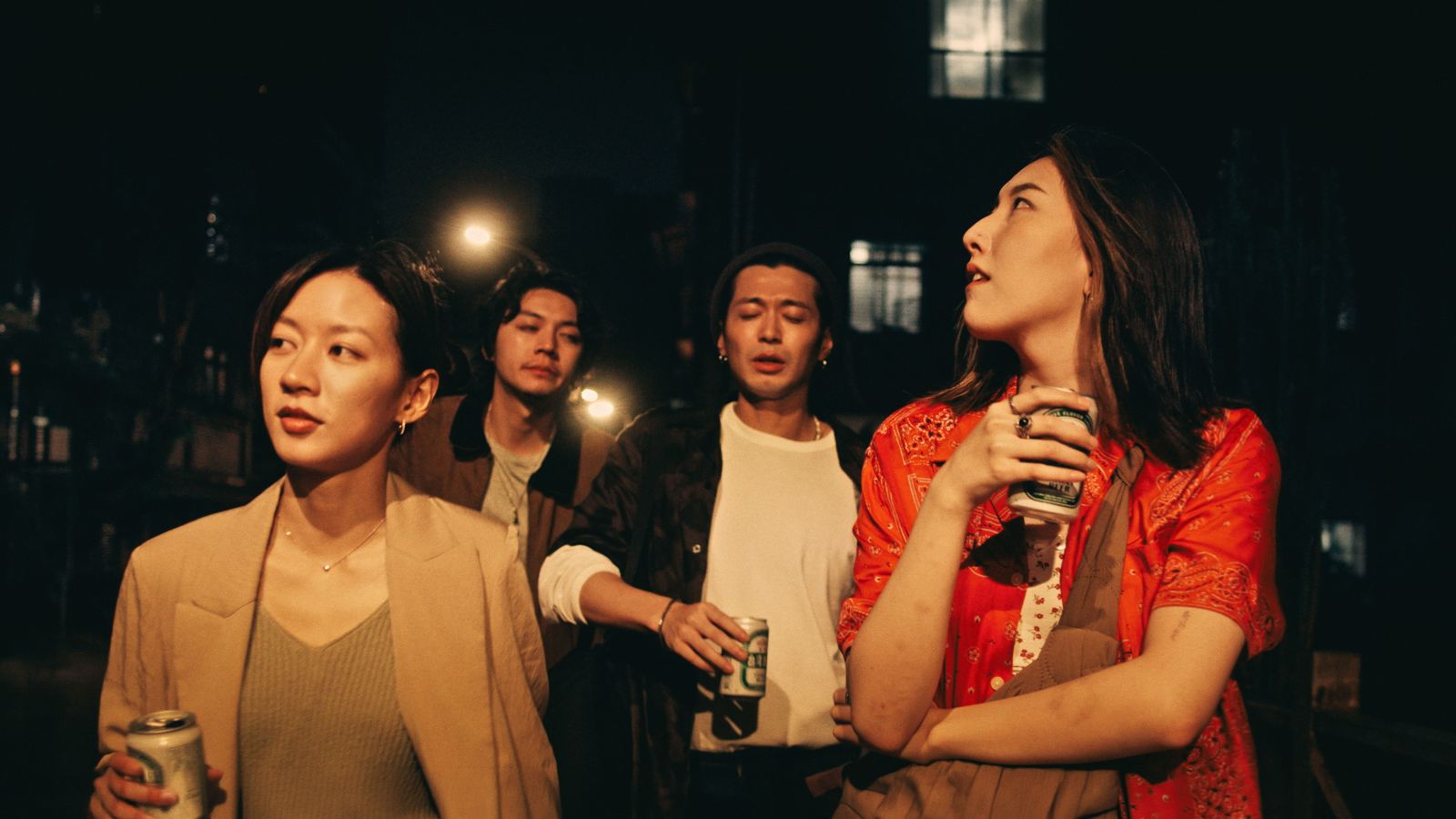 已婚女星深夜街頭重遇老友!失聯6年舊識無預警現身 大玩4人一夜瘋狂冒險
