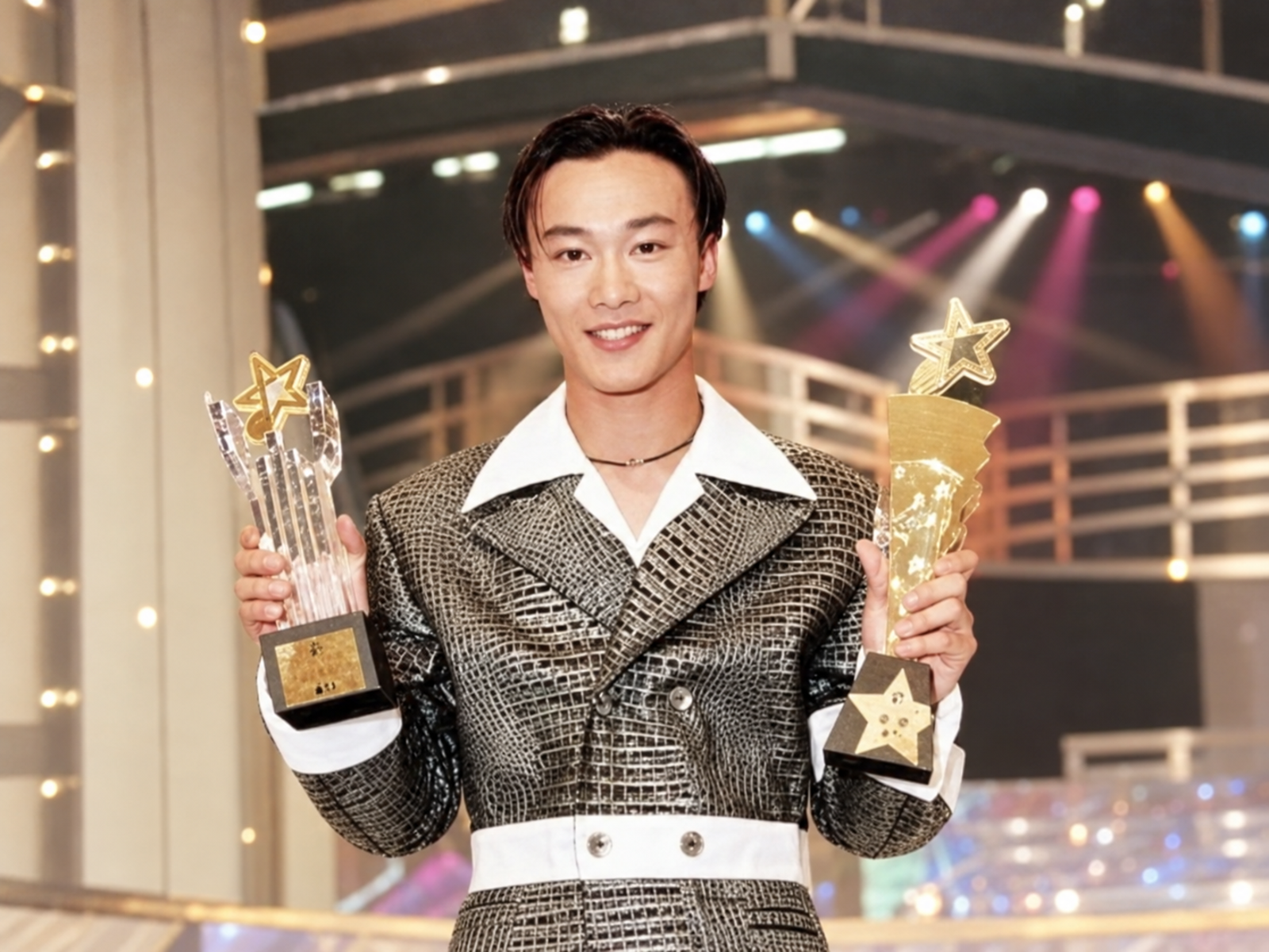 陳奕迅30多年前青澀嫩照曝光。圖/翻攝陳奕迅 Eason Chan 臉書