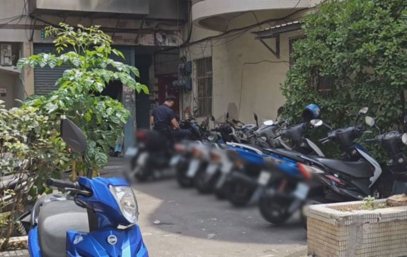 狠男殺女友「開腸剖肚」...肝臟沖馬桶再度逃死　二審判無期徒刑