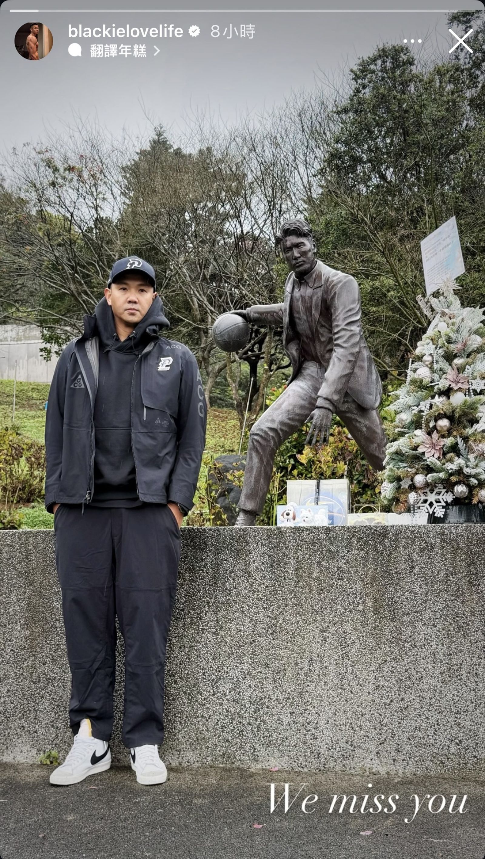 高以翔逝世6年陳建州探墓園銅像滿禮物惹鼻酸