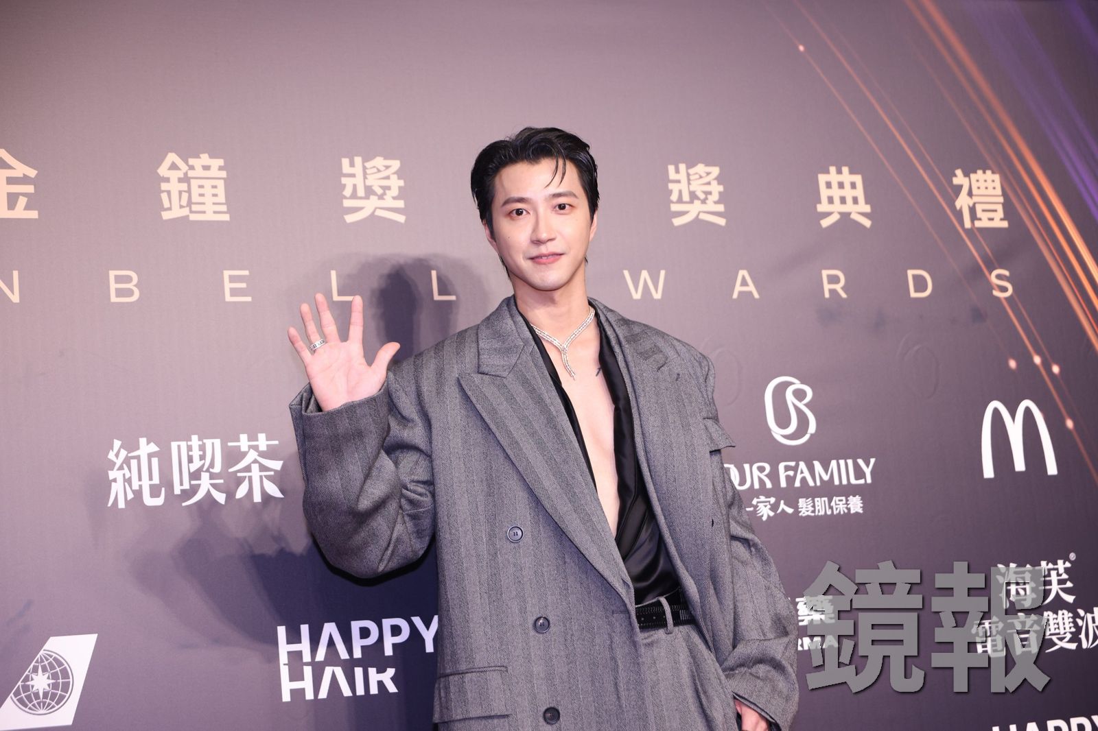金鐘61／金鐘紅毯男星總盤點！江宏傑深V搶鏡　胡瓜連換2套…沈玉琳笑喊：心生不妙