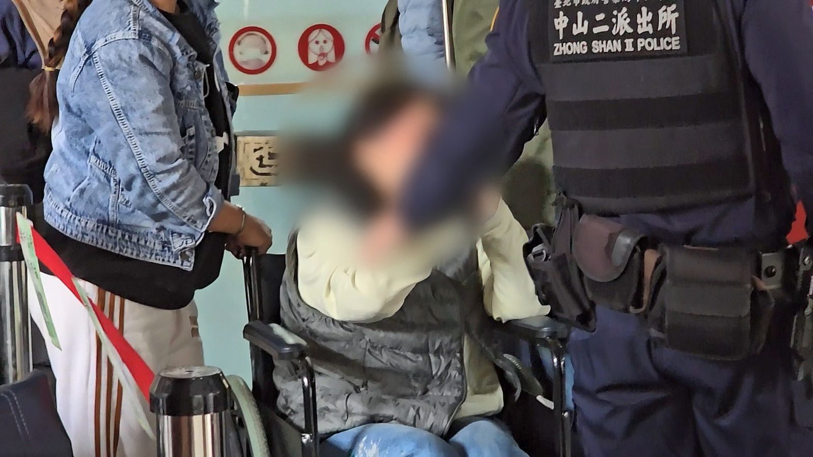 8億人瑞爭奪戰！10子孫醫院門口搶父　女看護「懷有身孕」遭推擠急打安胎針