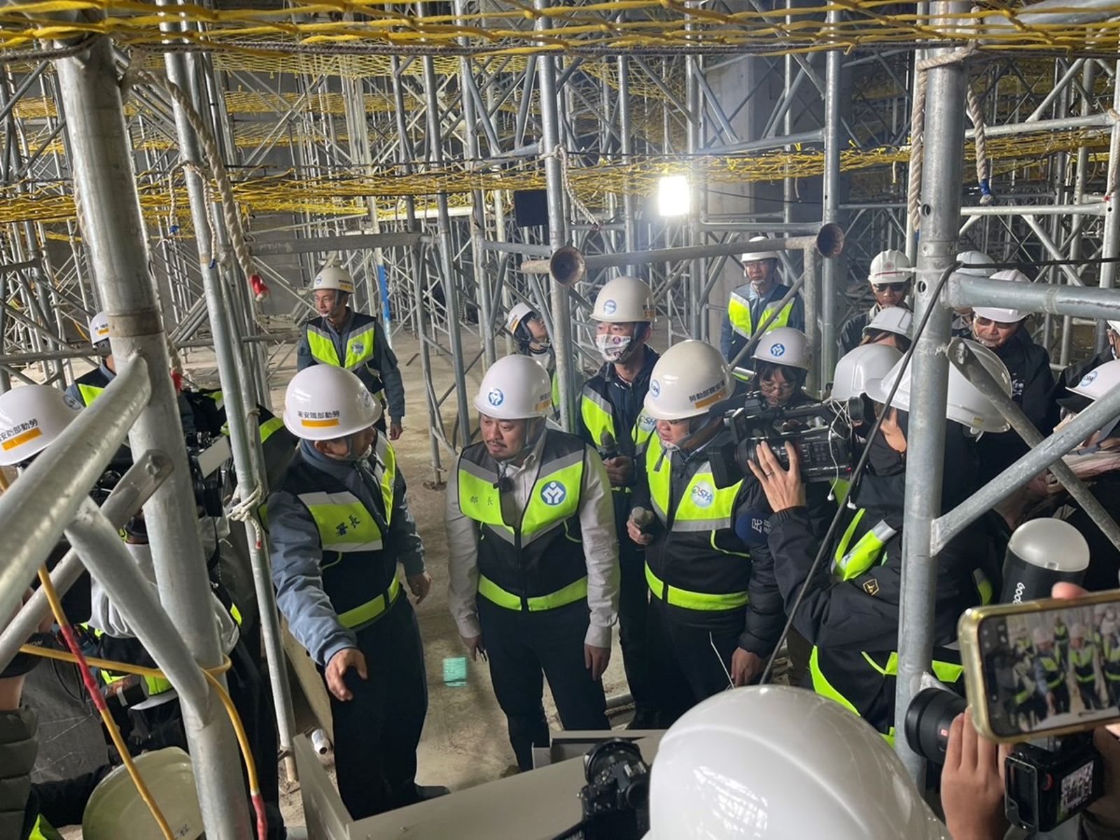 熱到發燙的記憶體股南亞科　春安聯檢被點名5處當場停工