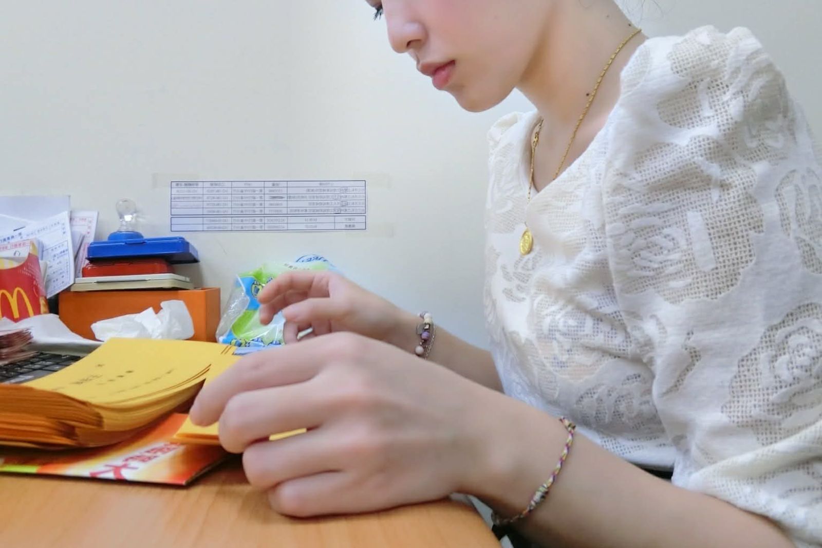 是你嗎?「19開頭」被視為遠古生物 妹子列5初老徵兆 一票有感:真的轉大人了