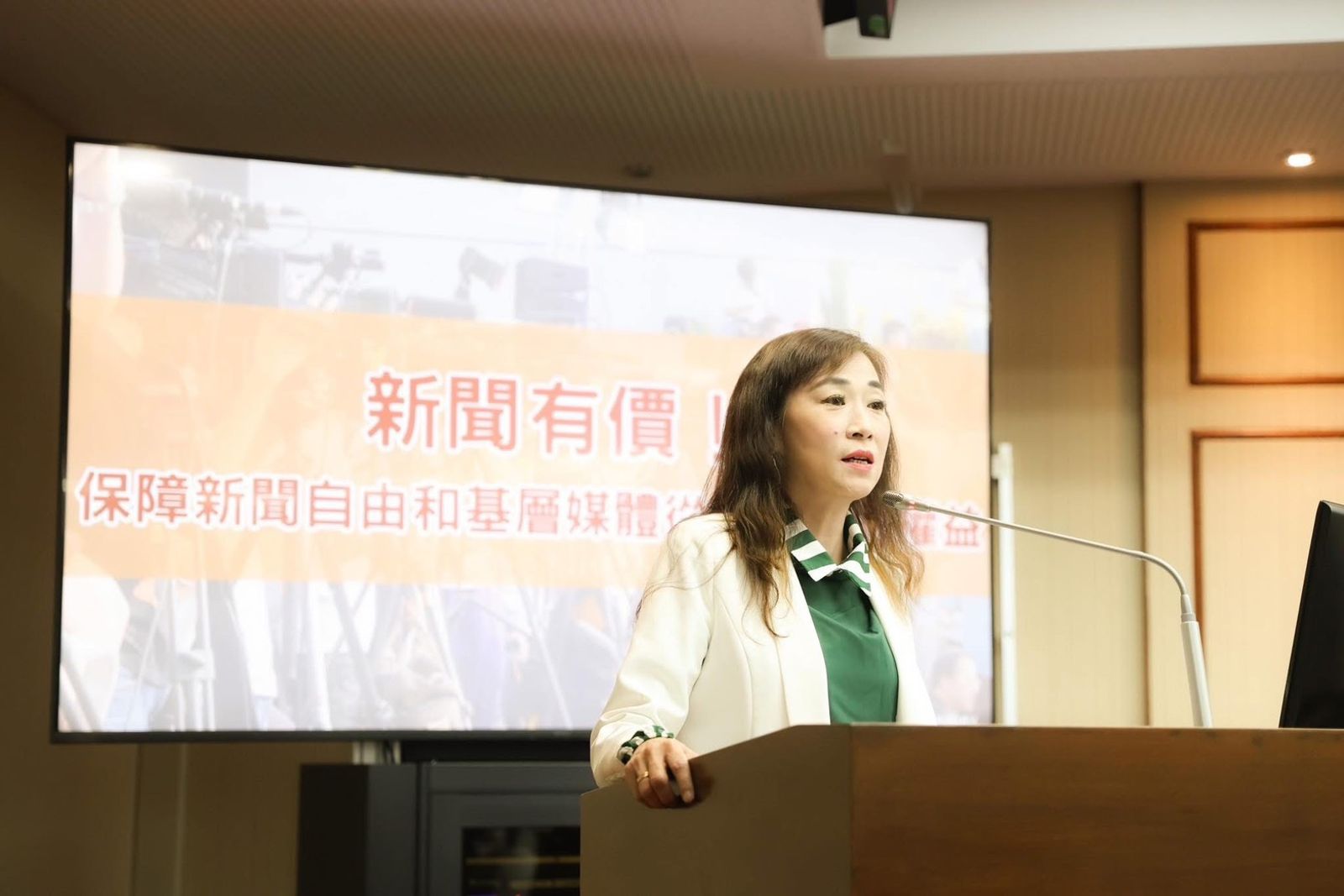 民進黨立委林宜瑾認為，媒體身處多面向的困境，而《媒體議價法》只是政府面對當代媒體問題時的其中一項策略。（圖／翻攝林宜瑾臉書）