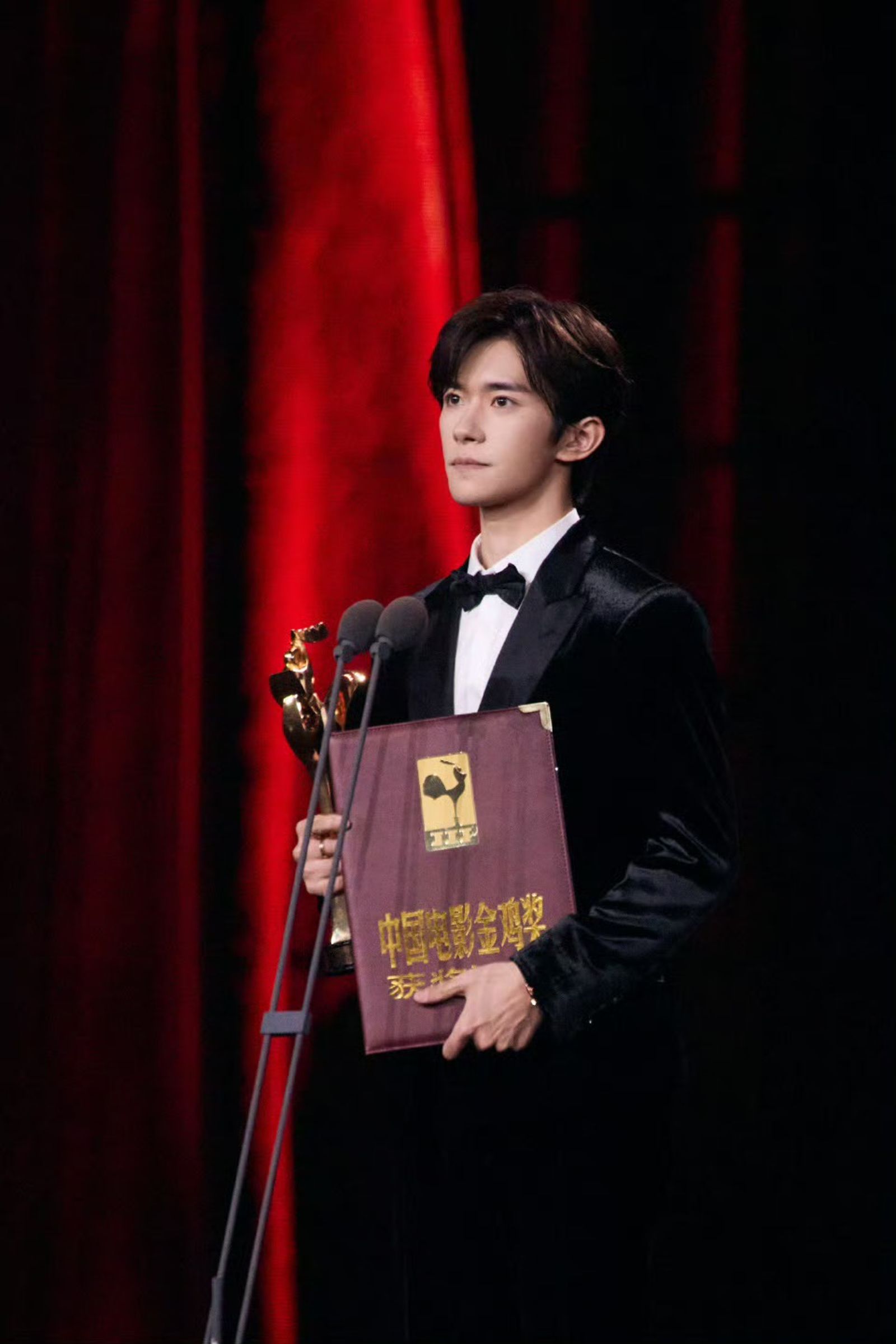 易烊千璽成金雞獎最年輕影帝。翻攝微博