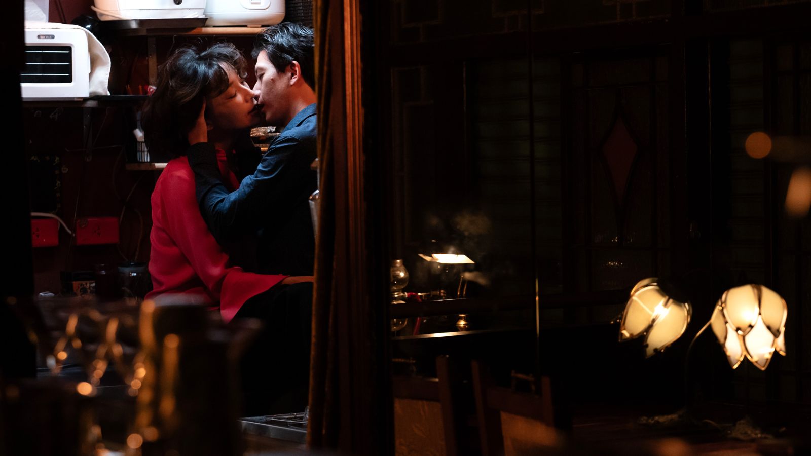 蔡淑臻、莫子儀「超友誼」戲分來了　王渝萱追夢造型金閃亮