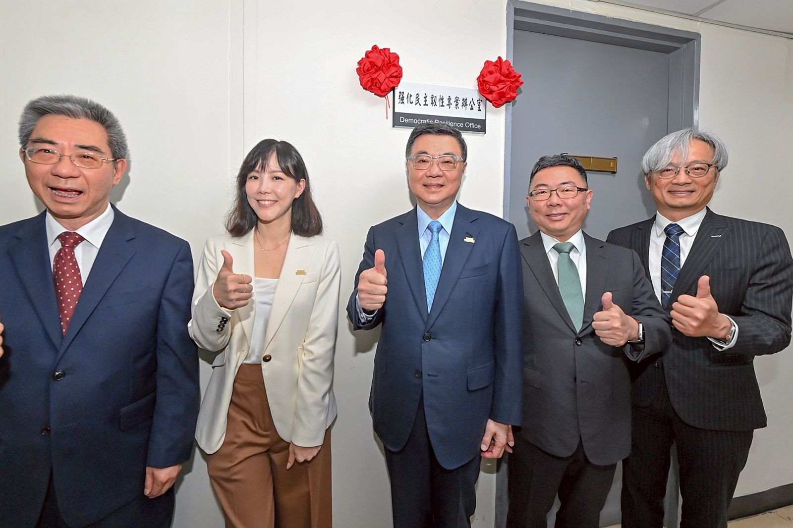 政院「強化民主韌性辦公室」今揭牌 卓榮泰盼撐起民主保護傘