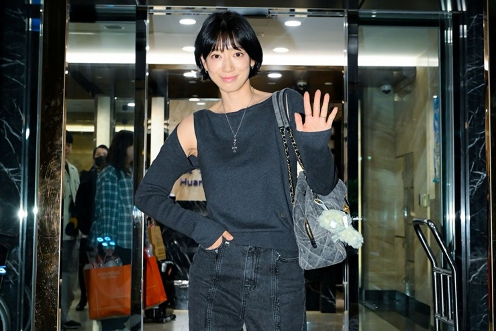 女神朴信惠跨海接代言　今晚抵台短髮look超凍齡