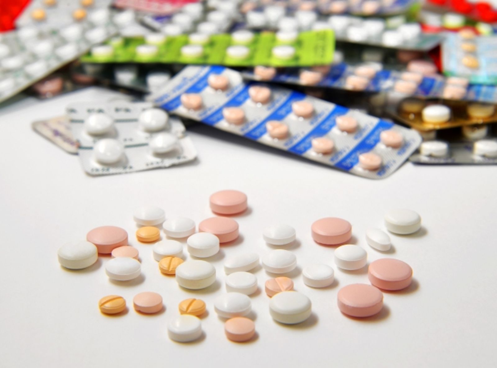 藥品也要大掃除！注意這5類需回收、藥水勿倒馬桶　處理方式一次看
