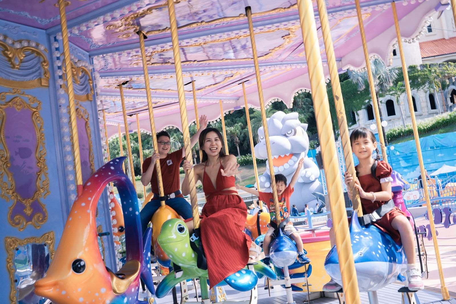 10月底前，12歲以下、10月出生的小朋友可免費入園。（遠雄海洋公園供圖）