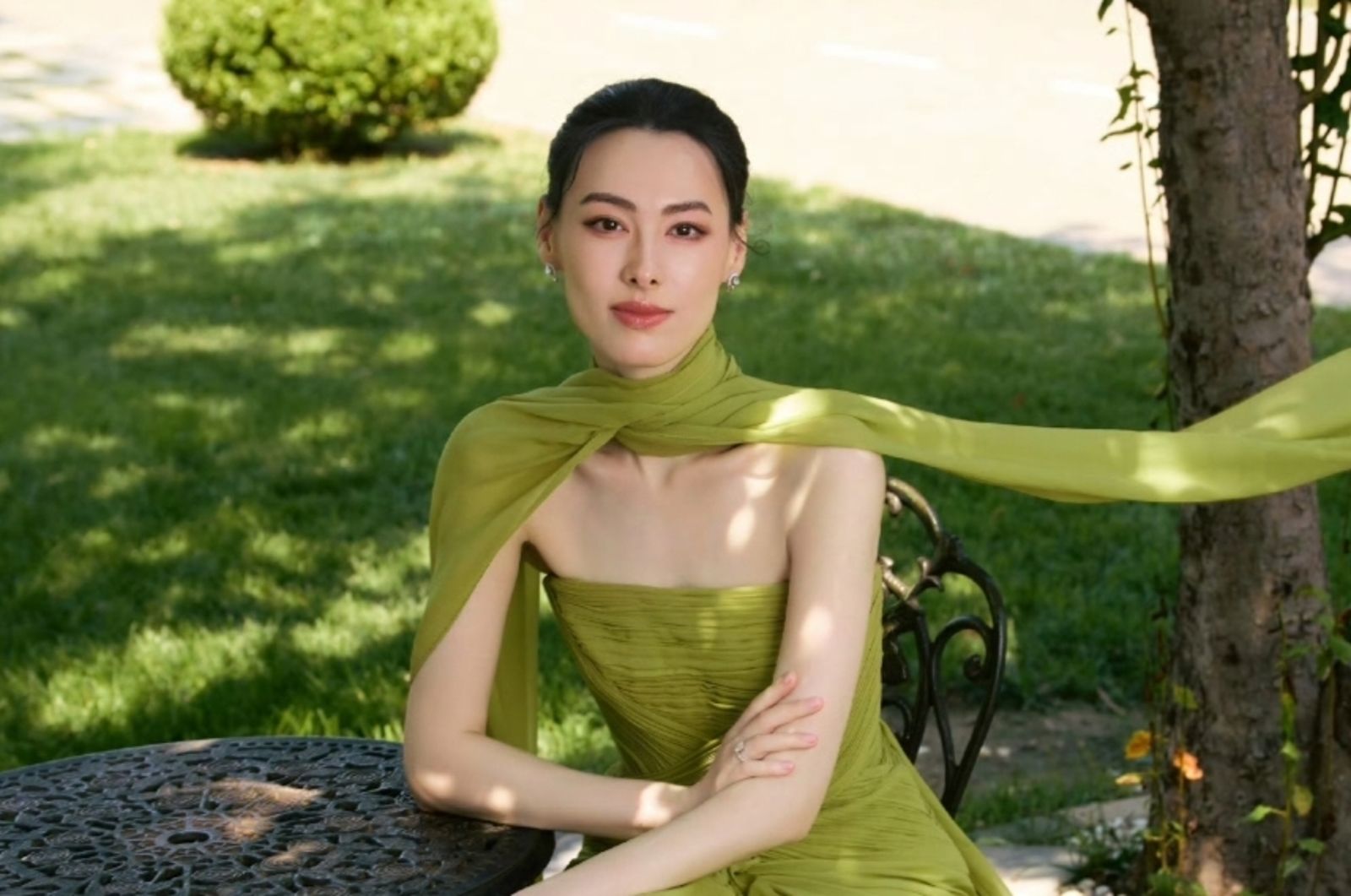 昔戀1500億富商生3子!分手15年仍住「20億豪宅」 38歲梁洛施罕曝母子近況