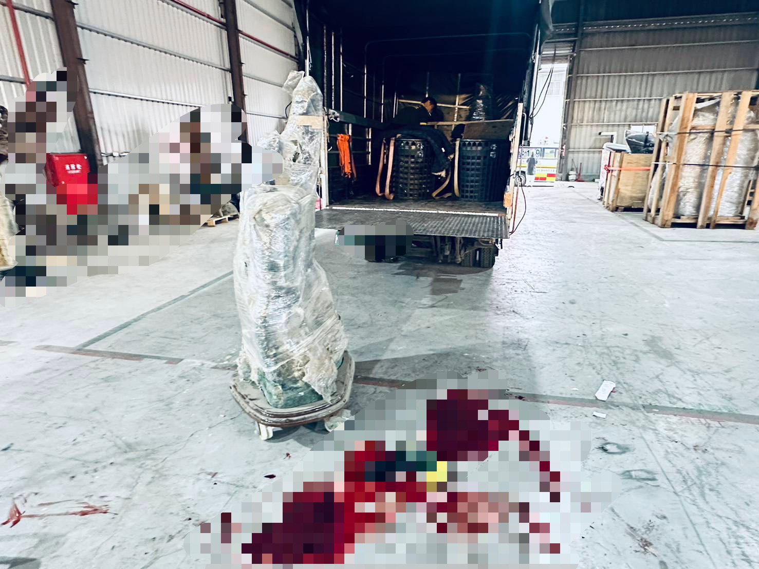 19歲打工男遭巨型水晶砸中不幸身亡 母訴雇主未投保勞健保