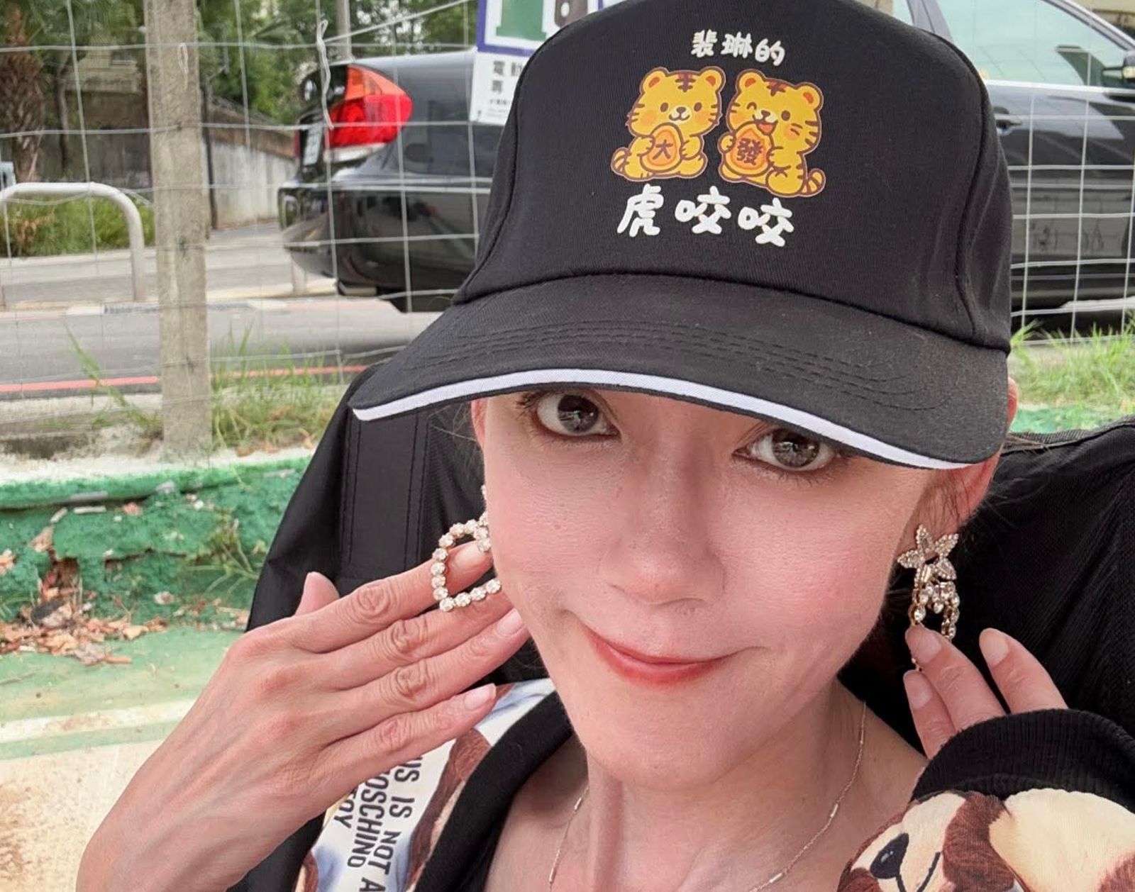 蔡裴琳賣雞蛋糕被找碴　突喊「不想公開行程」：藝人也是人