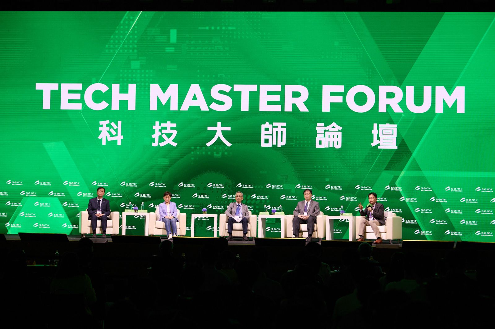 向第一代造山者致敬　台灣半導體迎下一個三十年