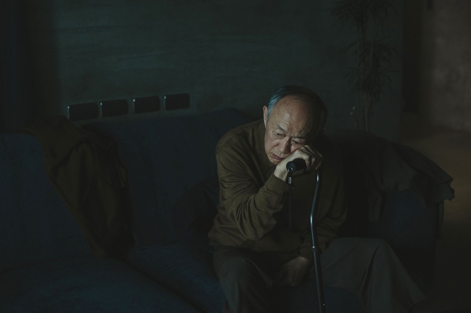 電影《深度安靜》中，金士傑詮釋內心深藏不露的父親「金教授」，他形容劇本「像藏著一顆不知何時爆炸的炸彈」。風起娛樂提供