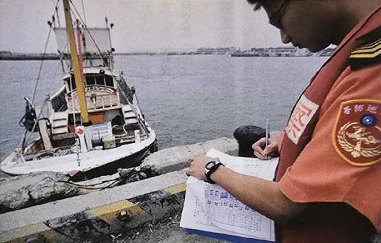 港口安檢若不確實,偷渡客就很容易成功上岸。