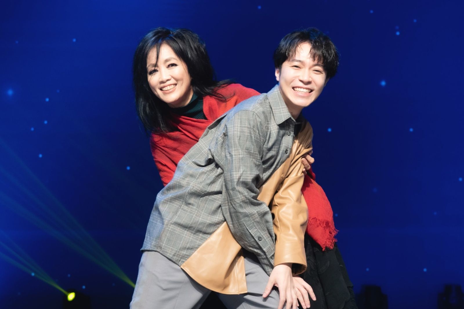 青峰圓夢合作偶像為她清晨抵達錄音室　化身急智歌王惹笑齊豫：哪來這麼多哏