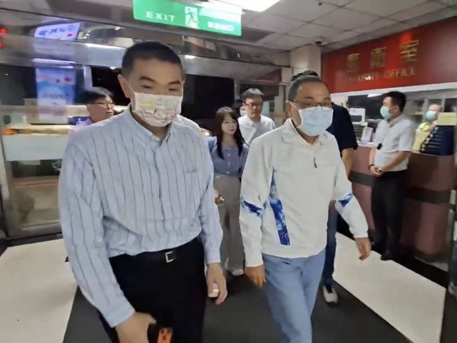 國三生刺頸高三學長命危!侯友宜趕赴醫院 傷者搶救後恢復呼吸心跳