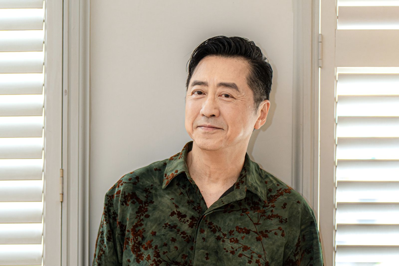 64歲哈林罕見放閃!新歌疑獻愛妻張嘉欣 她一眼看穿「眼睛紅紅的」