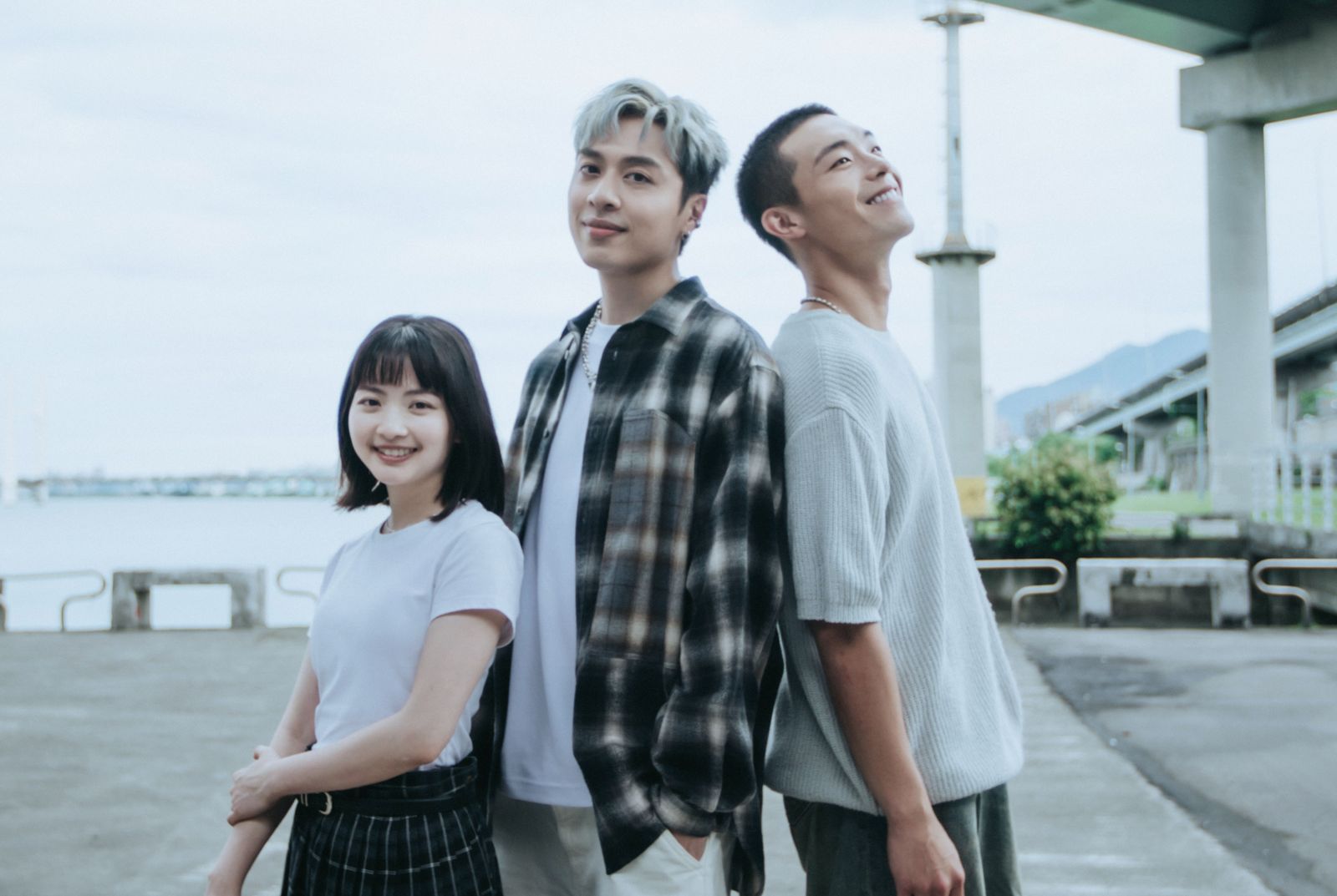 強颱樺加沙災情頻傳　香港歌手潘宇謙提早來台躲過香港風災