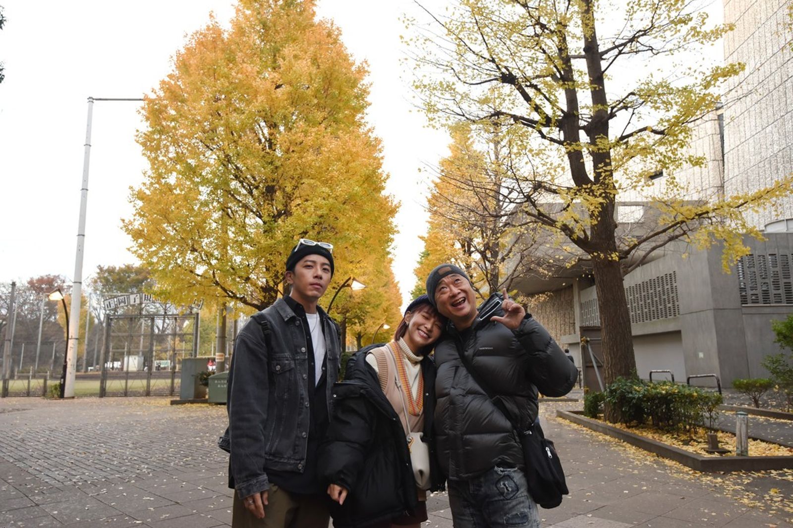 邰智源(右)不知道坤達(左)入圍金曲獎。翻攝Instagram @muyao4