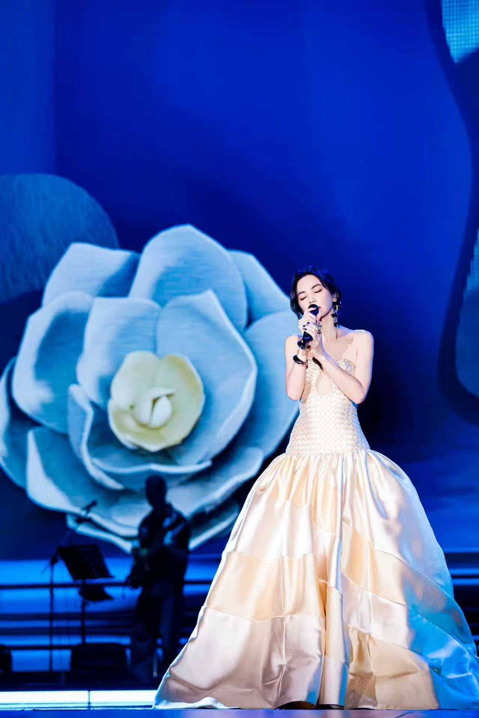 Ella日前在長沙啟動首次個人巡迴演唱會。勁樺娛樂提供