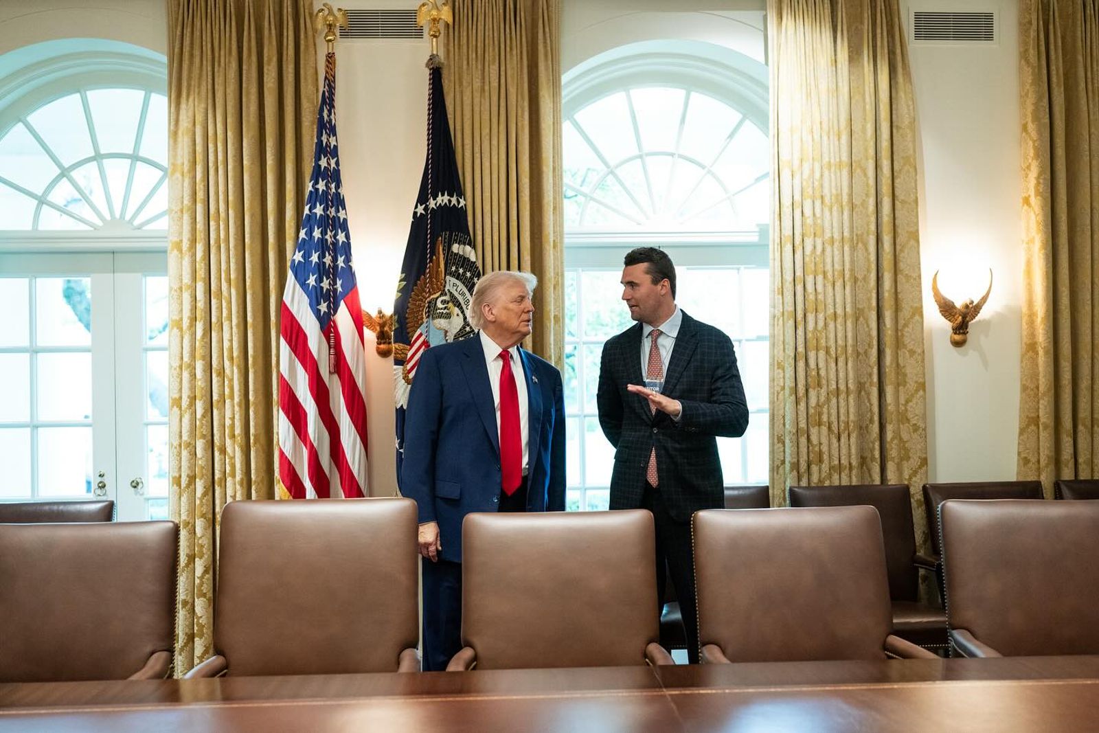 柯克的策略獲得川普核心圈子的支持。圖/翻攝自FB/Charlie Kirk