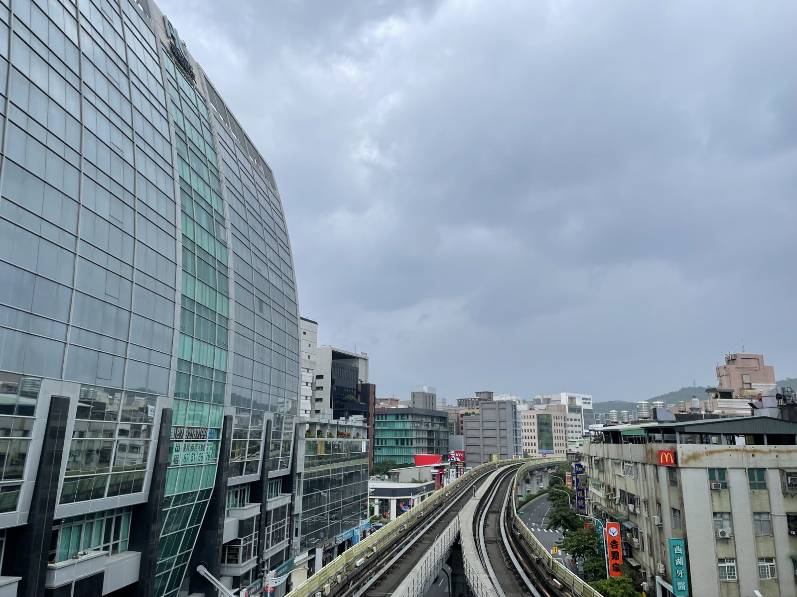 看好「非傳統」標的！保險業棄雙北舊商辦　搶進土地、廠辦、地上權