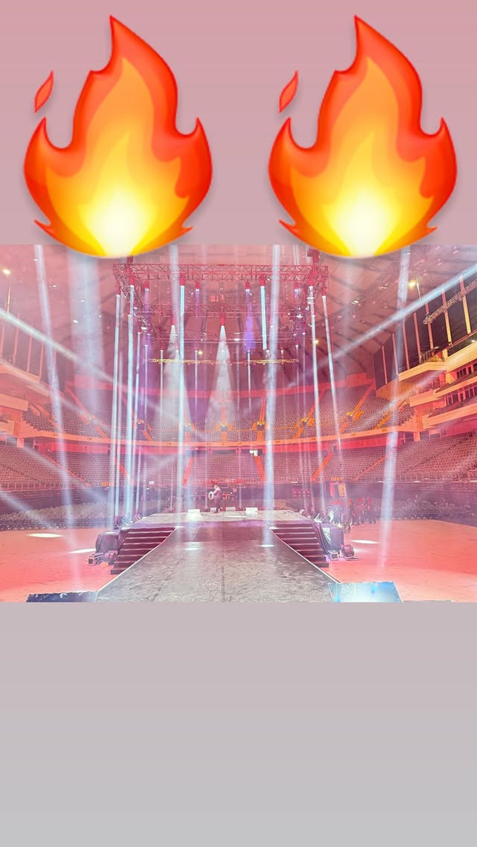 Rain曬出彩排照，超大的火焰符號，已讓粉絲感受到天王的滿腔熱血。翻攝IG@rain_oppa