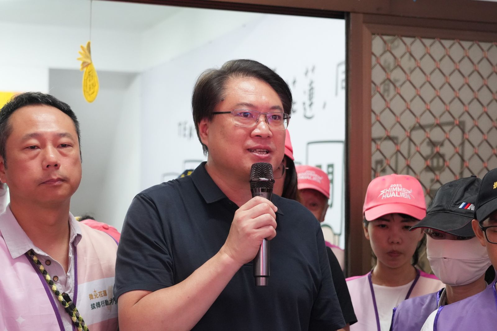 林右昌今（21日）上午赴花蓮催票，呼籲花蓮人在關鍵時刻站出來。（圖／民進黨提供）