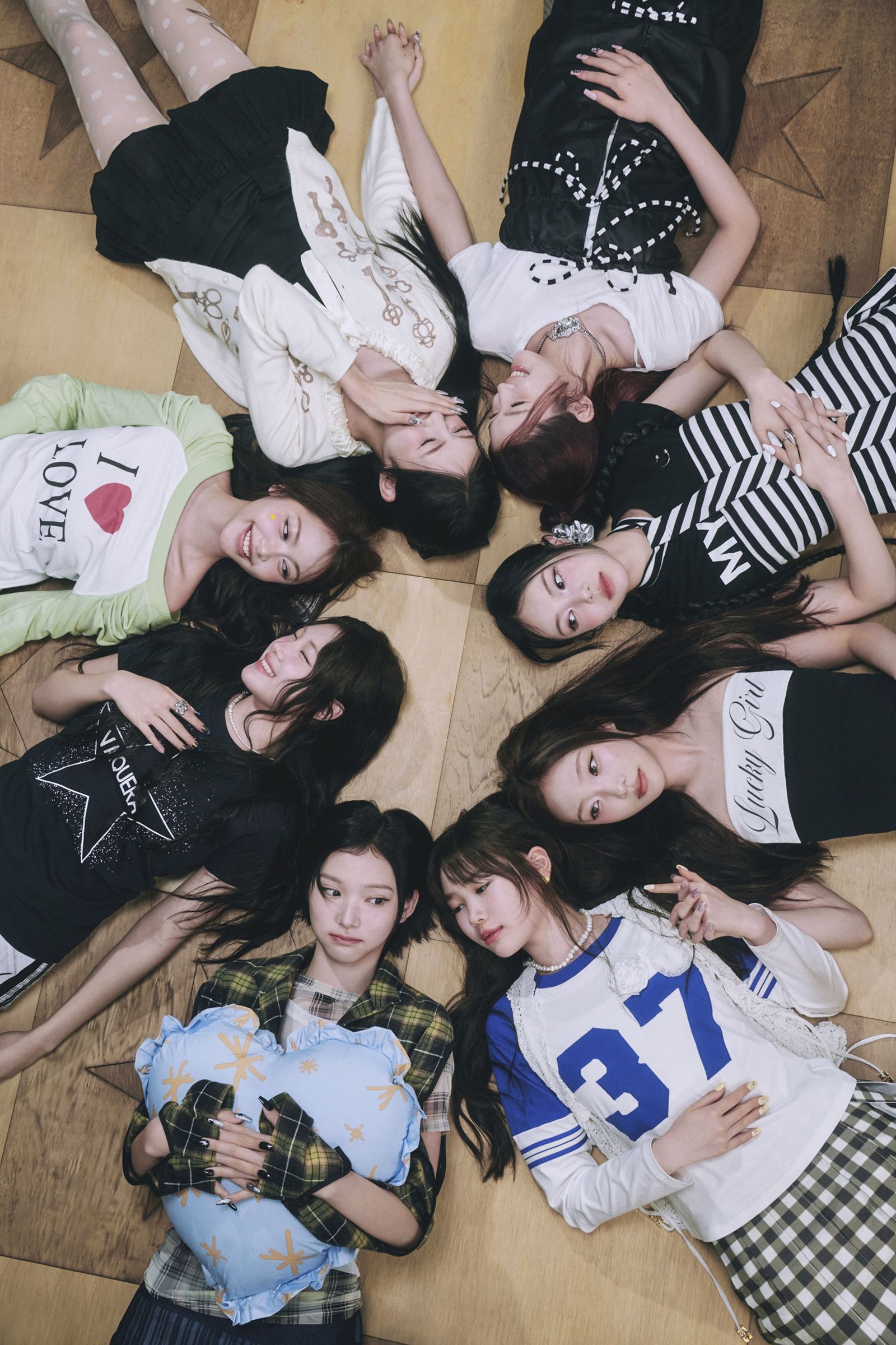 Hearts2Hearts透露公司前輩兼理事安七炫,有傳授刀群舞的祕訣。SM Entertainment提供