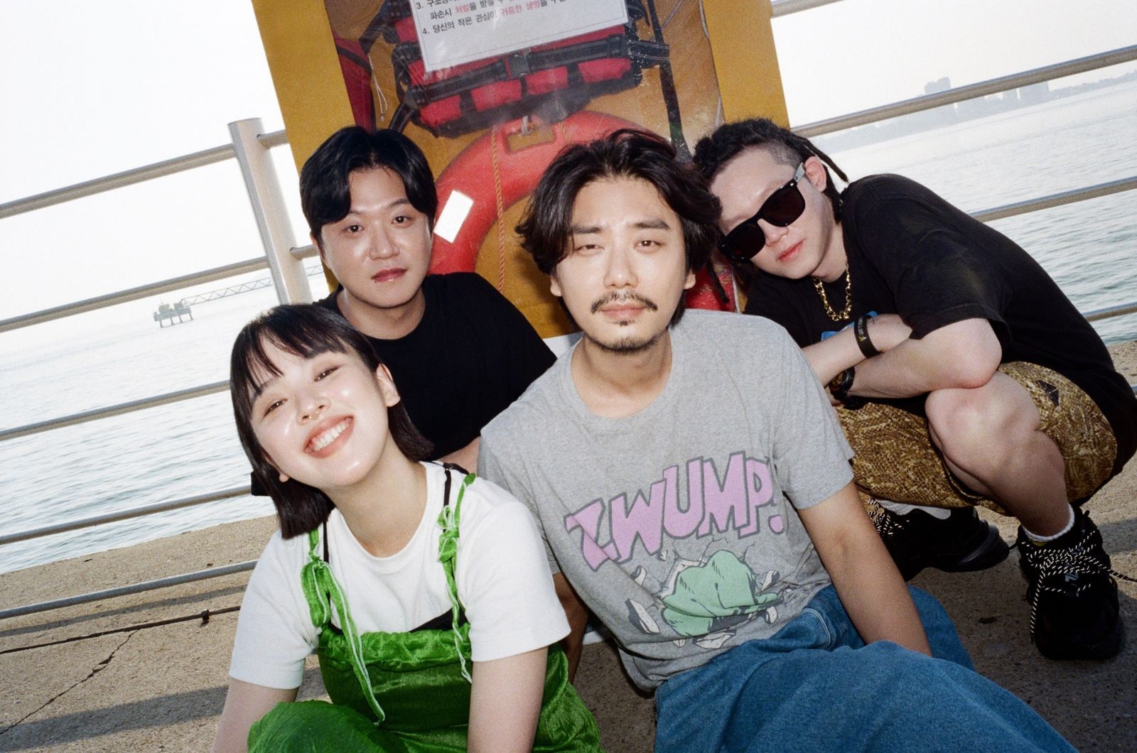 ADOY曾獲得 2019 年首爾音樂大賞評審特別獎肯定，深受聽團仔喜愛。友善的狗提供