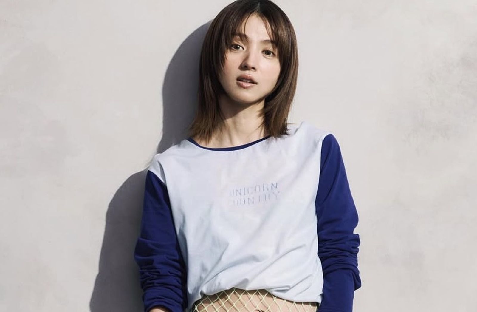 《First Love》滿島光再婚了!嫁小9歲男模「肚子裡有新生命」 親筆信曝光雙喜臨門