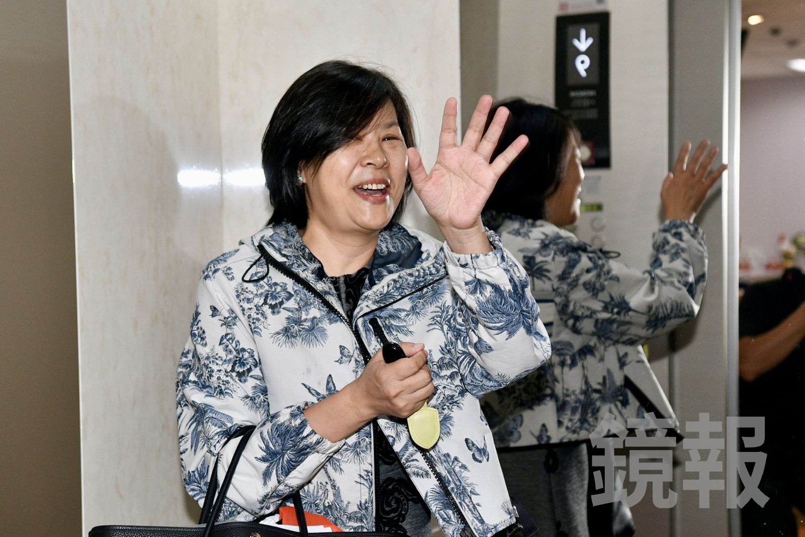 現身立法院打包行李！李貞秀親曝下一步動向「賣精品包、找工作」