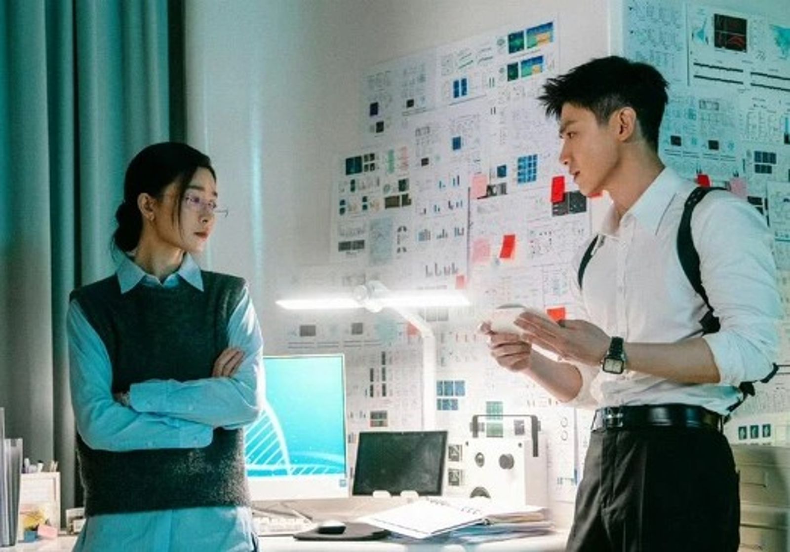 白敬亭增重至75公斤搏命演動作戲　《不眠日》首播飆熱搜