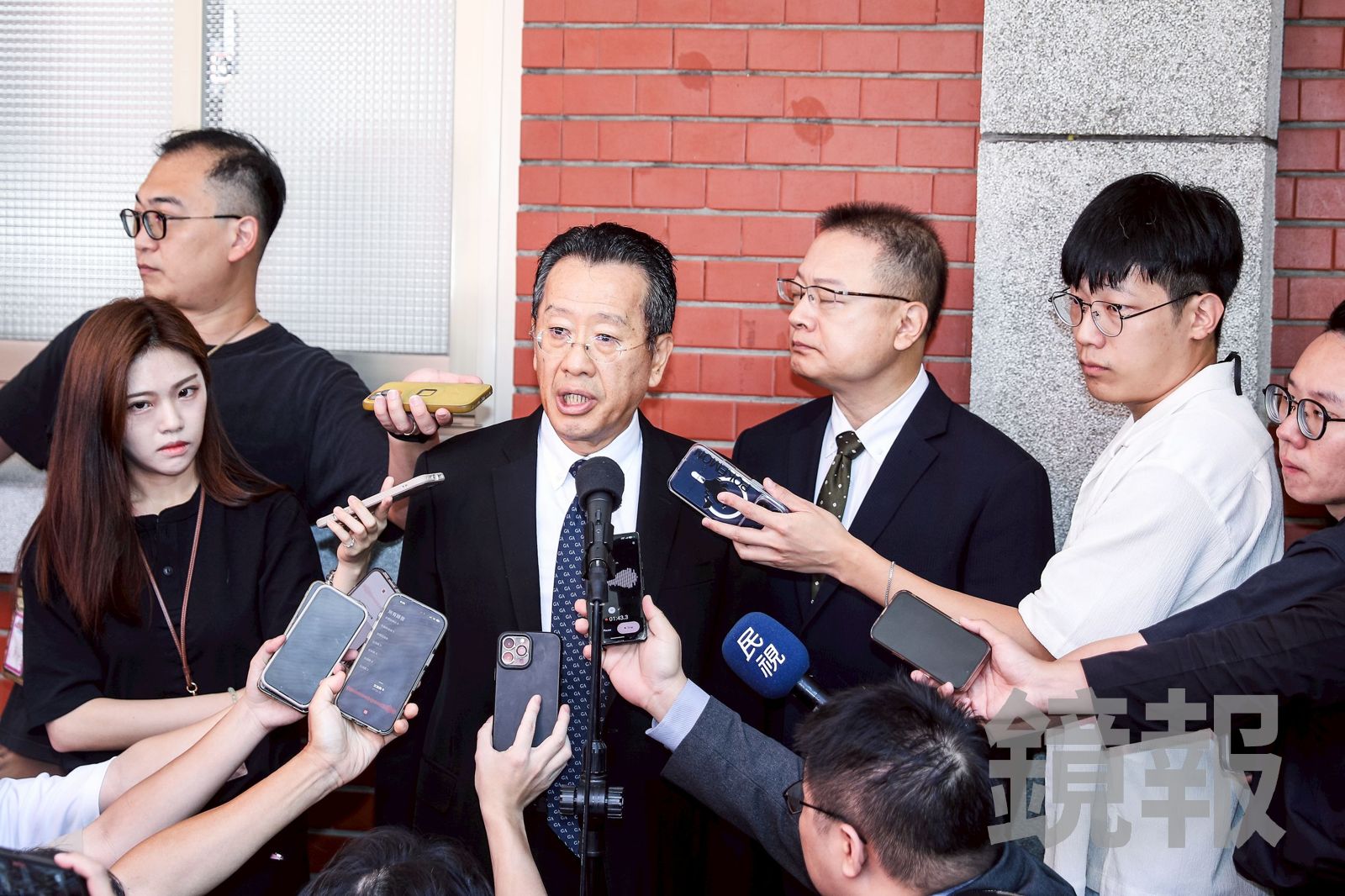 妻子王美花遭藍委控涉反無人機系統標案 顧立雄:莫須有的指控