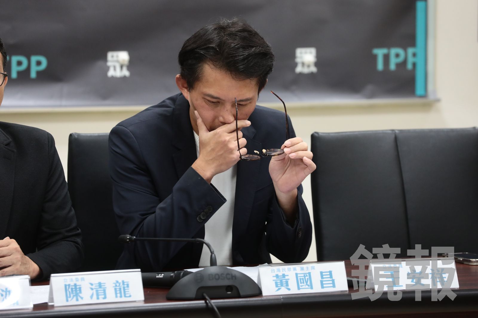 賴清德宣布明年普發現金1萬元 黃國昌嗆雙標:這是不是窮台、為什麼用共產黨的招?