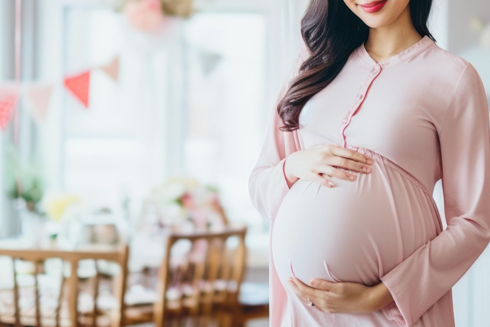 她辭職照顧早產兒…竟遭追討「40萬產假薪資」！工會查出「超離譜原因」怒控違法