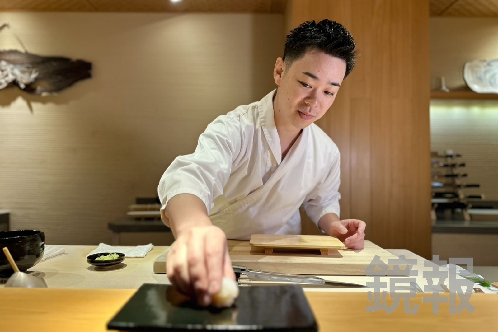 主廚中澤佑太來自日本千葉縣銚子市,7歲就在阿公的海鮮餐廳幫忙。