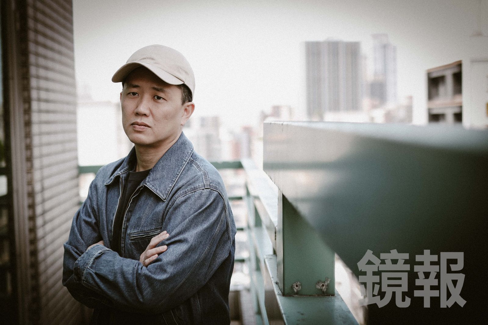 專訪／燒光兒子學費拍片！大馬導演廖克發懺悔「沒比走私父高尚」　揭密大馬禁片往事嘆「人生比電影荒謬」