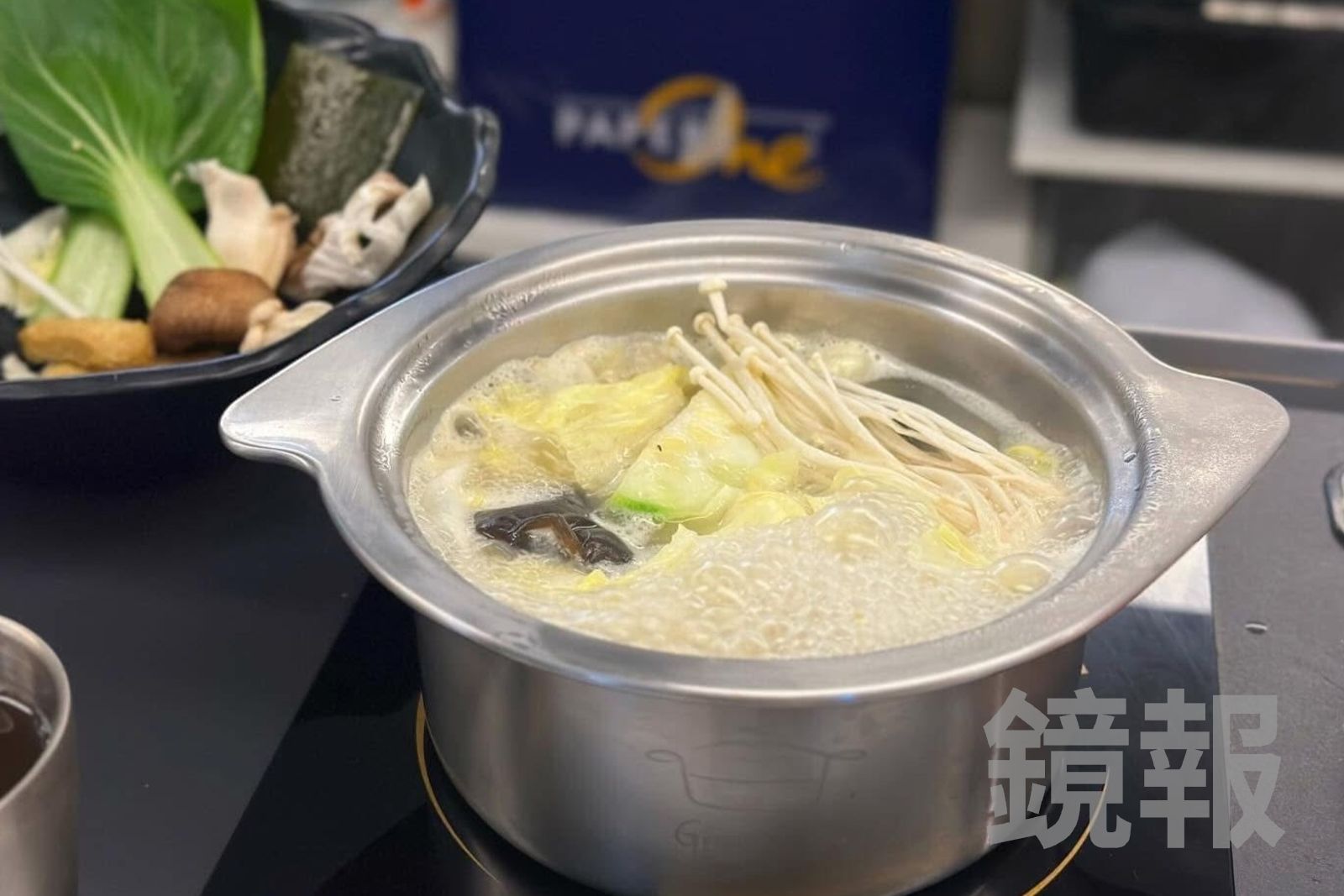 正男報食事／大蒜控會愛！質感火鍋「灰鍋」蒜味白湯甜香不辣，喝一口就停不下來