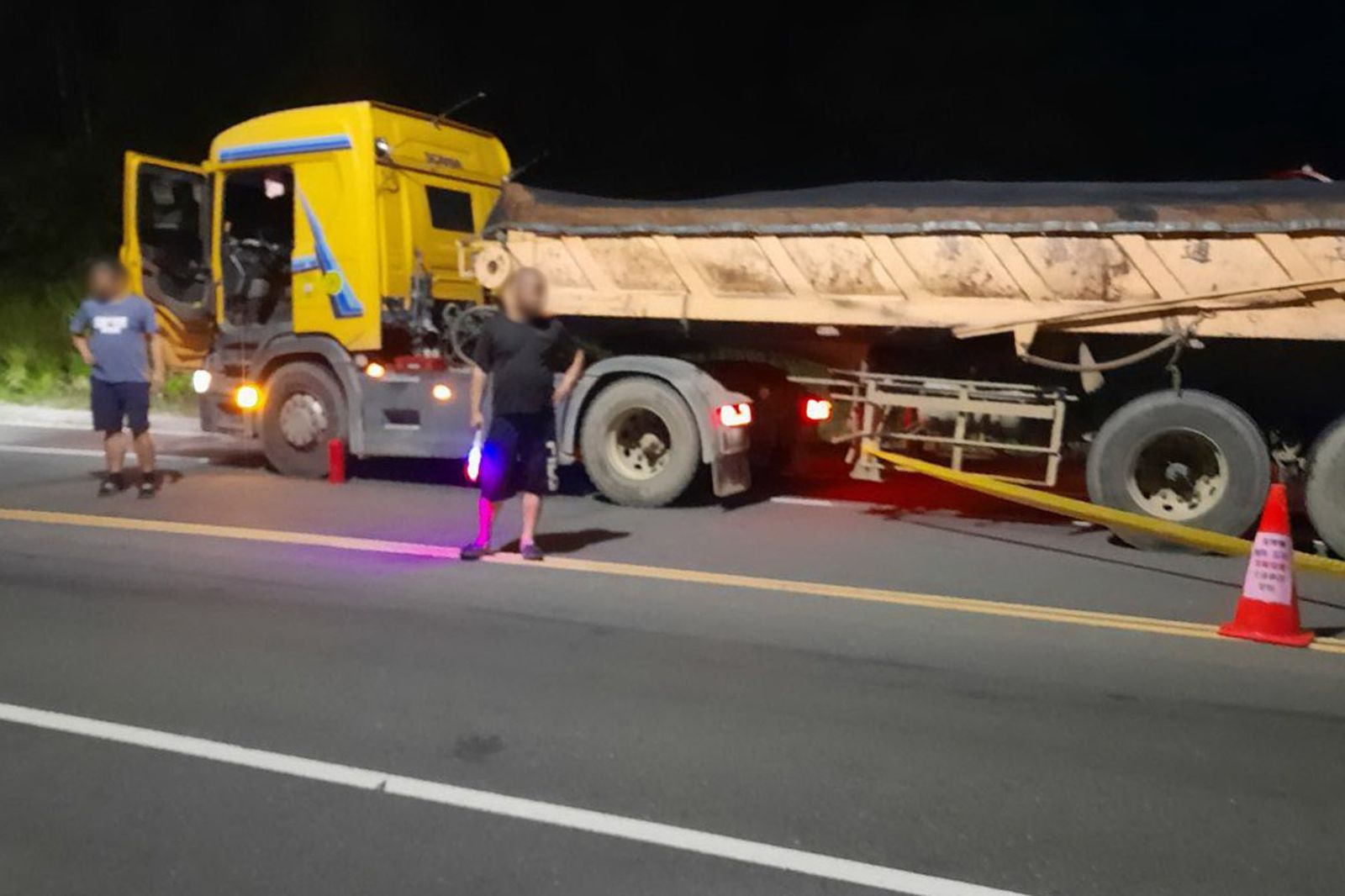 曳引車輾過陳姓男大生,造成死亡車禍。圖/民眾提供