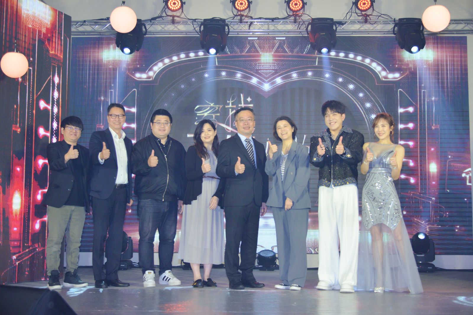 三立《穿越紅人Show》5G沉浸式懷舊音樂會。三立提供 