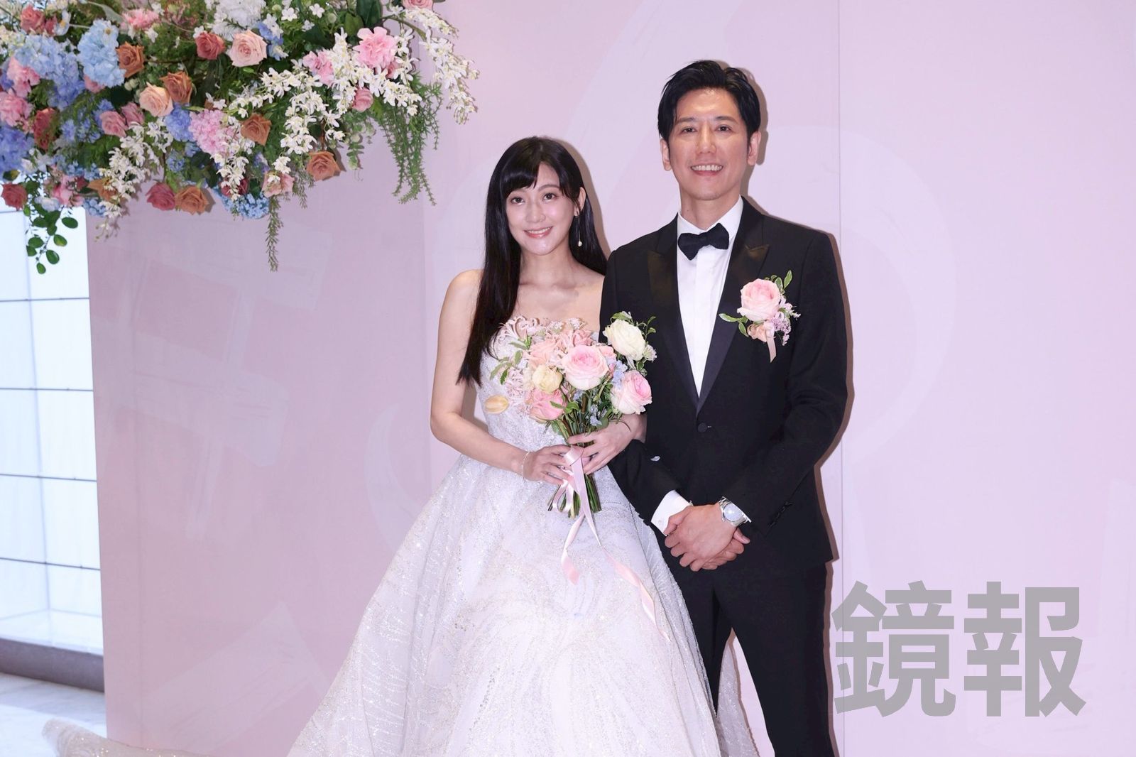 紅包差點收兩次！林逸欣婚禮延宕4年終登場　帥ㄤTony首露面婚後還辦單身趴