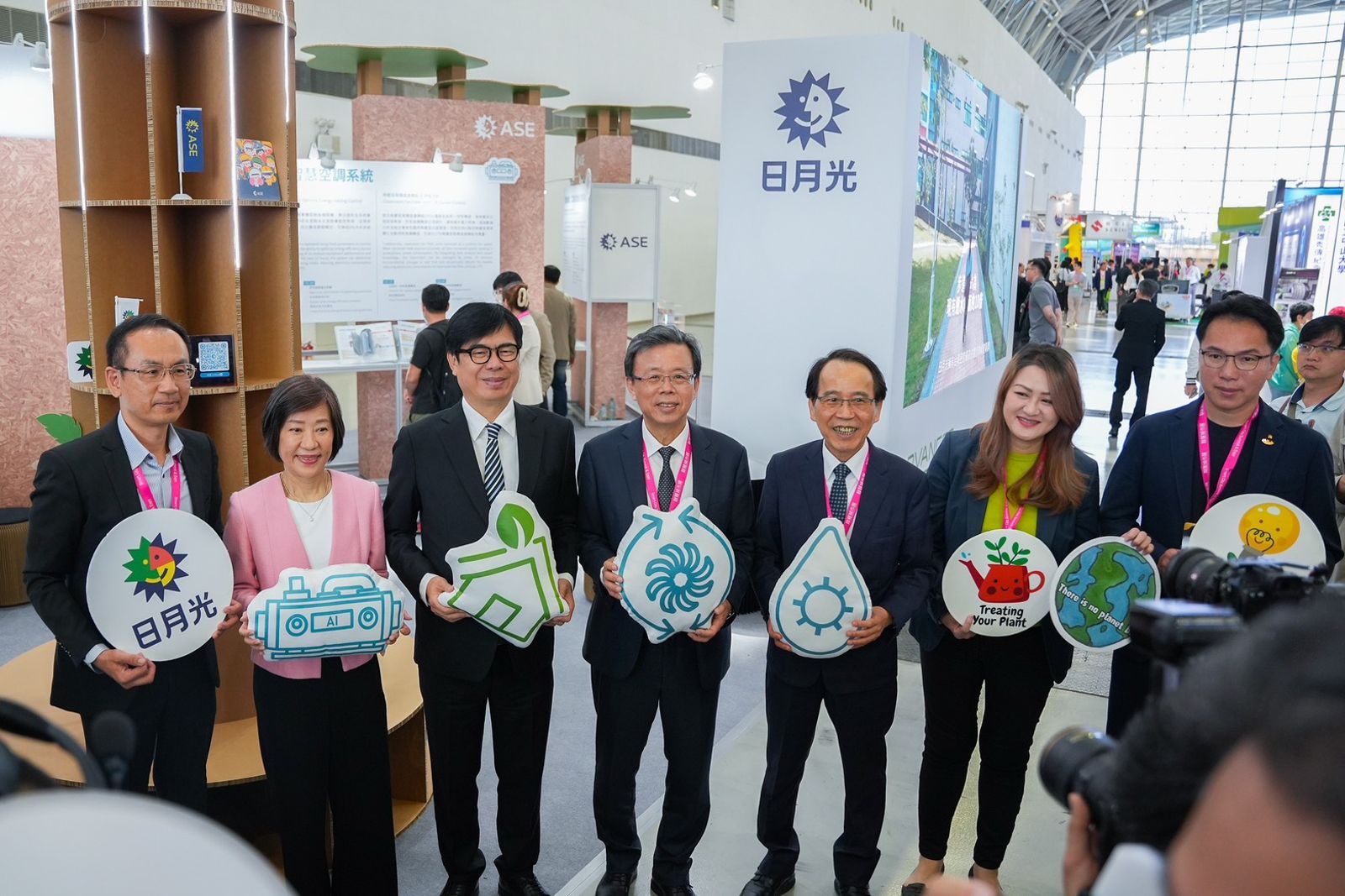 日月光於高雄智慧城市展秀AI節能實力 攜手供應鏈啟動智慧淨零新未來